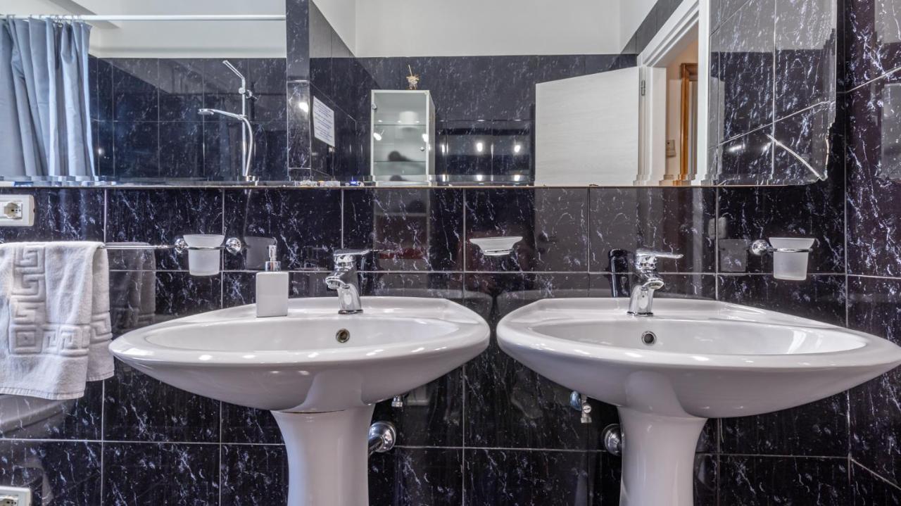 Guest house Grand By Alloro Su Treno - Affitti Brevi Italia